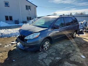 Toyota Sienna CE 3.3L 6 2006