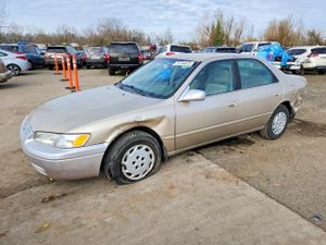 Toyota Camry LE 2.2L 4 1999