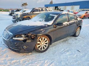 Chrysler 200 TOURING 2.4L 4 2012