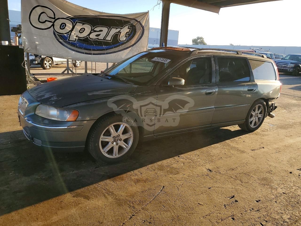 Volvo V70 FWD 2.5L 5 2005