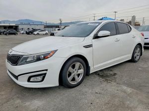 Kia Optima LX 2.4L 4 2015