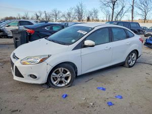 Ford Focus SE 2.0L 4 2014