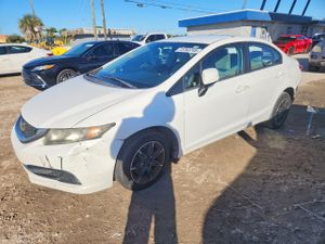 Honda Civic LX 1.8L 4 2013
