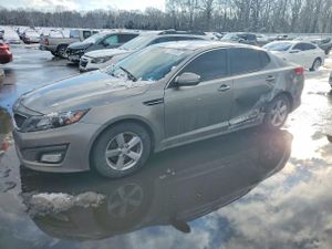 Kia Optima LX 2.4L 4 2015