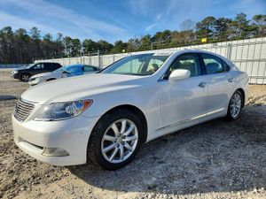 Lexus LS 460 4.6L 8 2007