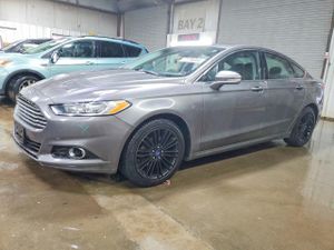Ford Fusion SE 2.0L 4 2014