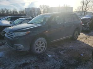 Toyota Highlander BASE 3.5L 6 2011