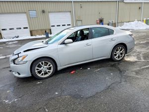Nissan Maxima S 3.5L 6 2013