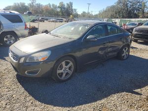 Volvo S60 T5 2.4L 5 2012