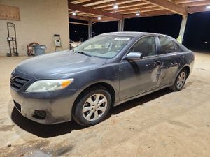 Toyota Camry BASE 2.5L 4 2010