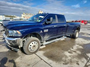 RAM 3500 SLT 6.7L 6 2015