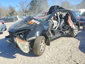Nissan Rogue S 2.5L 4 2013