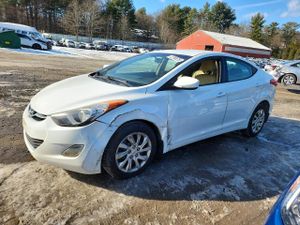 Hyundai Elantra GLS 1.8L 4 2013