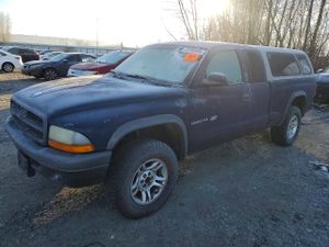 Dodge Dakota BASE 3.9L 6 2002