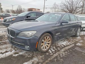 BMW 7 Series XI 4.4L 8 2011