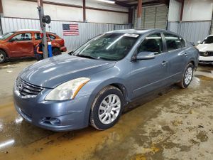 Nissan Altima SR 3.5L 6 2011