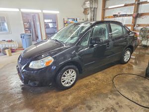 Suzuki SX4 LE 2.0L 4 2012