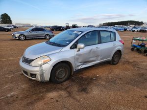 Nissan Versa S 1.8L 4 2009