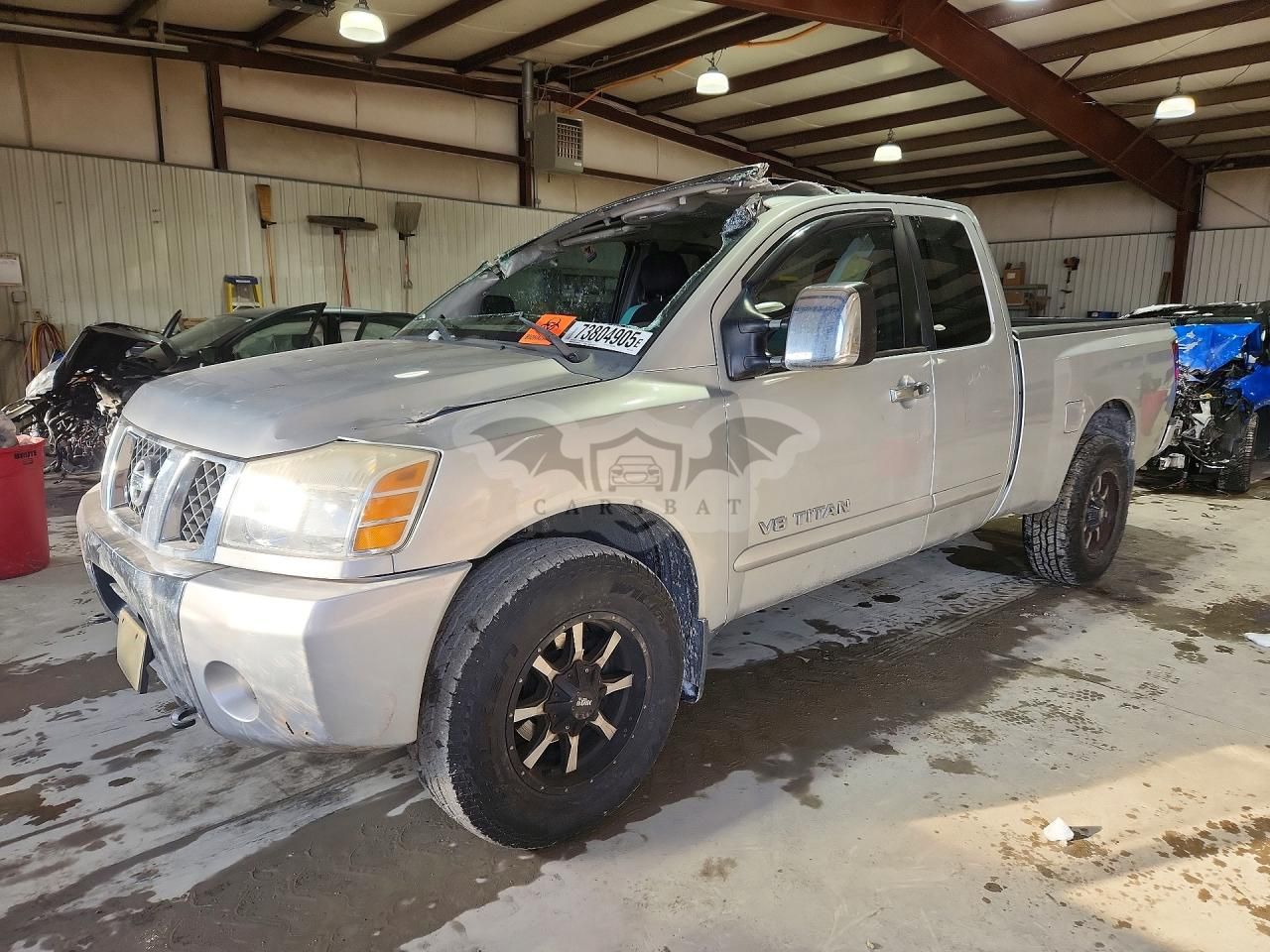 Nissan Titan XE 5.6L 8 2005