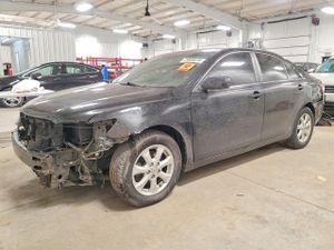 Toyota Camry BASE 2.5L 4 2011