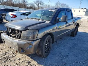Nissan Titan S 5.6L 8 2011