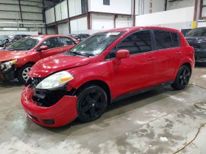 Nissan Versa S 1.8L 4 2011