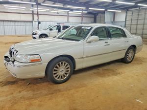 Lincoln Town Car SIGNATURE 4.6L 8 2005