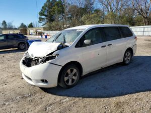 Toyota Sienna 2.7L 4 2012