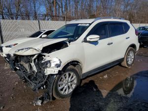 Nissan Rogue S 2.5L 4 2017
