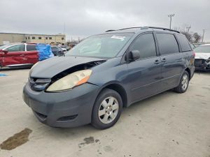 Toyota Sienna CE 3.5L 6 2009