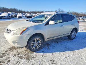 Nissan Rogue S 2.5L 4 2012