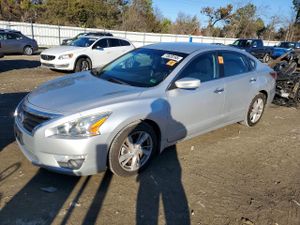 Nissan Altima 2.5 2.5L 4 2015