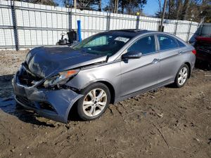 Hyundai Sonata SE 2.4L 4 2011