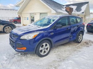Ford Escape S 2.5L 4 2015