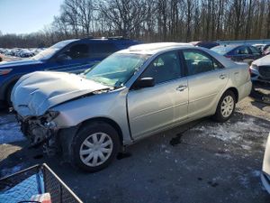 Toyota Camry LE 2.4L 4 2005
