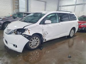 Toyota Sienna LE 3.5L 6 2015