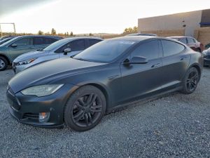 Tesla Model S 2014