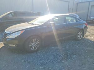 Hyundai Sonata GLS 2.4L 4 2013