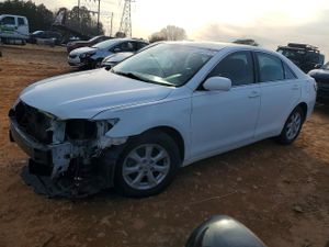Toyota Camry BASE 2.5L 4 2011
