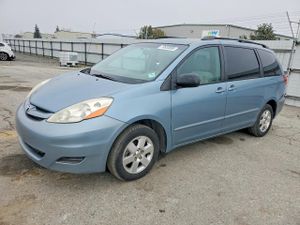 Toyota Sienna CE 3.3L 6 2006