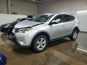 Toyota Rav4 XLE 2.5L 4 2014