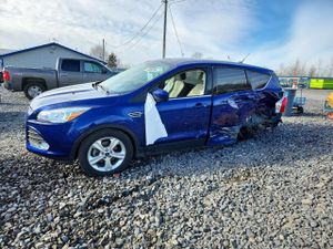 Ford Escape SE 2.5L 4 2015