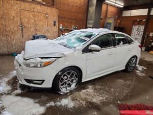 Ford Focus SE 2.0L 4 2015