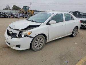 Toyota Corolla BASE 1.8L 4 2010