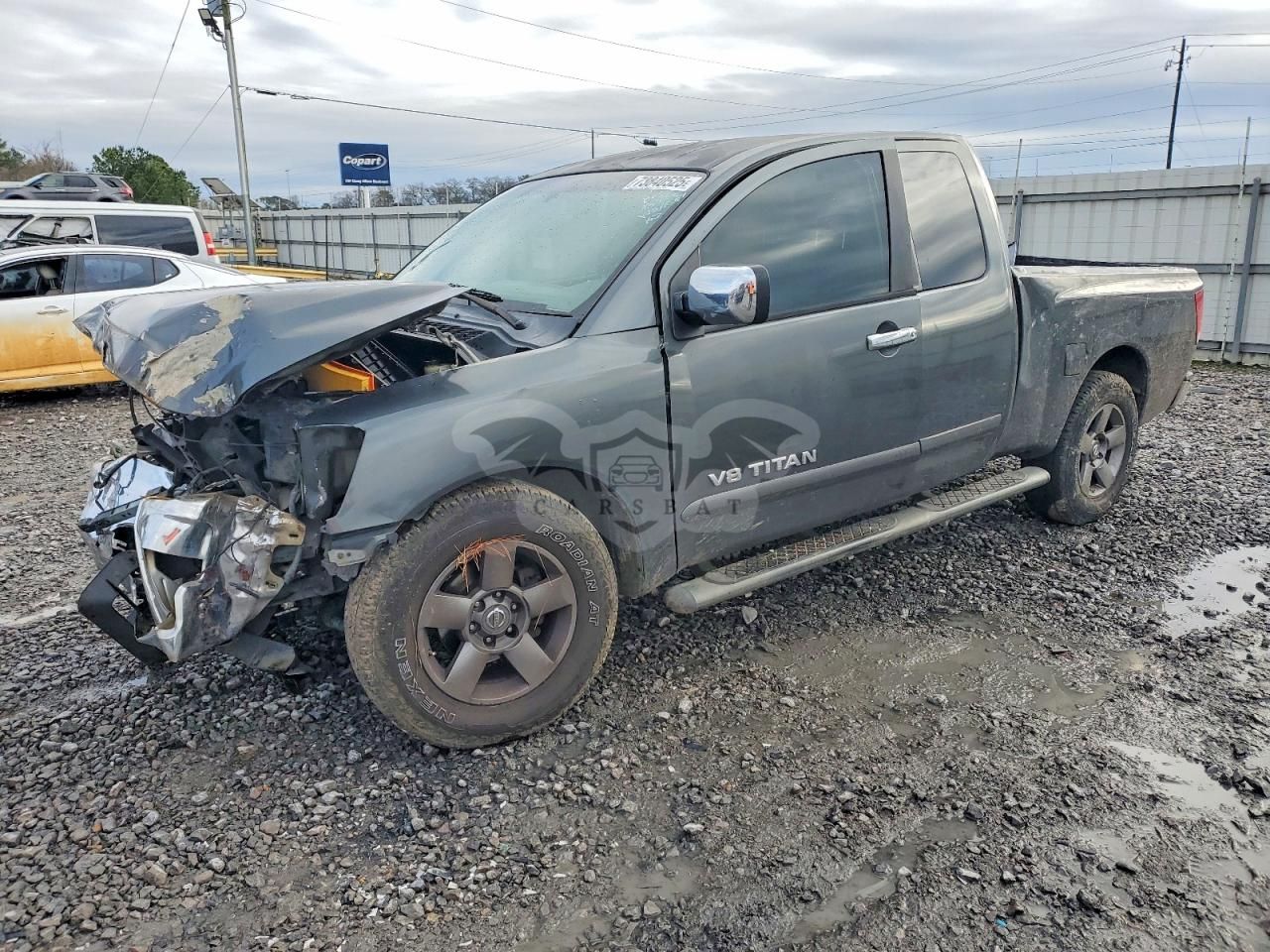 Nissan Titan XE 5.6L 8 2005