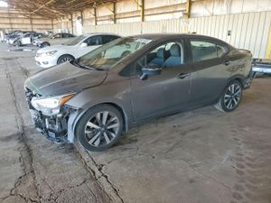 Nissan Versa SR 1.6L 4 2021
