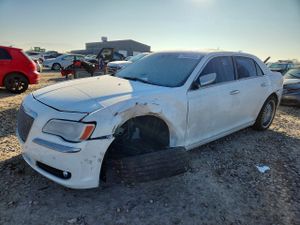 Chrysler 300C LUXURY 3.6L 6 2014