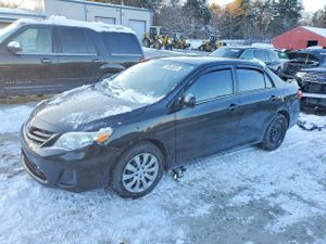 Toyota Corolla BASE 1.8L 4 2013