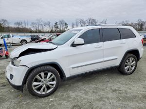 Jeep Grand Cherokee LAREDO 3.6L 6 2013
