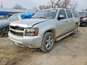 Chevrolet Suburban K1500 LTZ 5.3L 8 2013